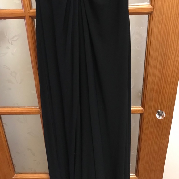 NWT Gorgeous NV Couture Evening Gown - Picture 8 of 11